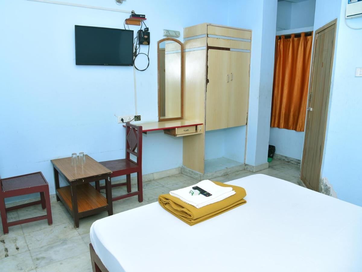 Hotel Aditya Пондичерри Экстерьер фото